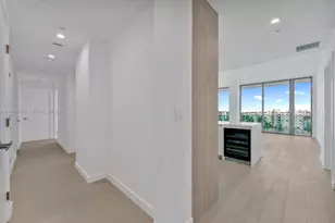 9201 E Bay Harbor Dr, Bay Harbor Islands, FL 33154 - Photo 6
