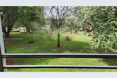 2403 Antigua Cir #L2, Coconut Creek, FL 33066 - Photo 10