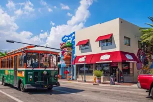 1021 NW 3rd St, Miami, FL 33128 - Photo 16