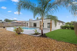 437 NW 13th Dr, Boca Raton, FL 33486 - Photo 36