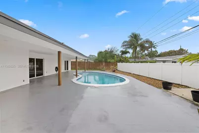 437 NW 13th Dr, Boca Raton, FL 33486 - Photo 32