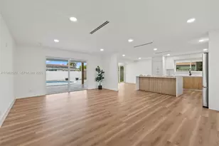 437 NW 13th Dr, Boca Raton, FL 33486 - Photo 4