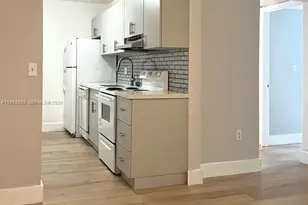 1251 NE 108th St, Miami, FL 33161 - Photo 4