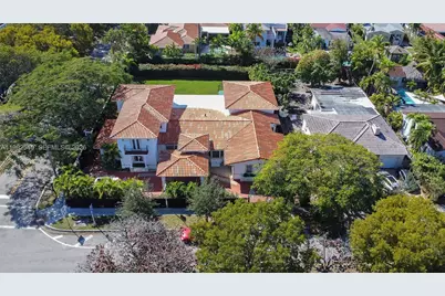 100 SW 26th Rd, Miami, FL 33129 - Photo 66