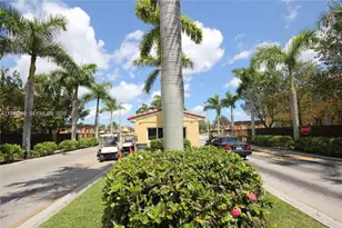 2845 SE 15th Rd, Homestead, FL 33035 - Photo 10