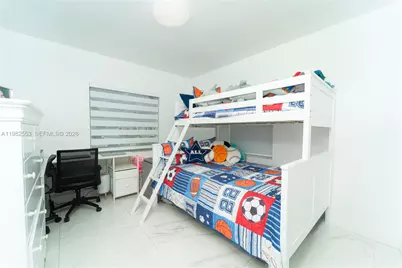 172 W 17th St #0, Hialeah, FL 33010 - Photo 16