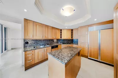 430 Grand Bay Dr #902, Key Biscayne, FL 33149 - Photo 20