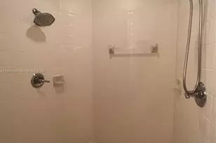 2816 Kinsington Cir, Weston, FL 33332 - Photo 26