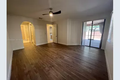 2816 Kinsington Cir #28-1, Weston, FL 33332 - Photo 14