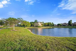 10242 NW 7th St, Miami, FL 33172 - Photo 28