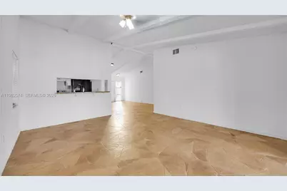 10583 La Placida Dr, Coral Springs, FL 33065 - Photo 14