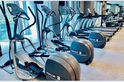 950 Brickell Bay Dr #2001, Miami, FL 33131 - Photo 14