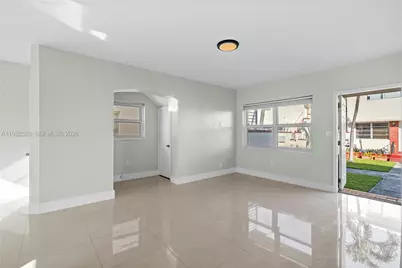 1203 Marseille Dr #21, Miami Beach, FL 33141 - Photo 2
