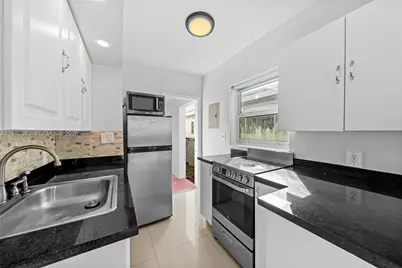 1203 Marseille Dr #21, Miami Beach, FL 33141 - Photo 10