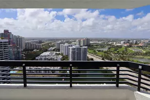 3500 Mystic Pointe Dr, Aventura, FL 33180 - Photo 30