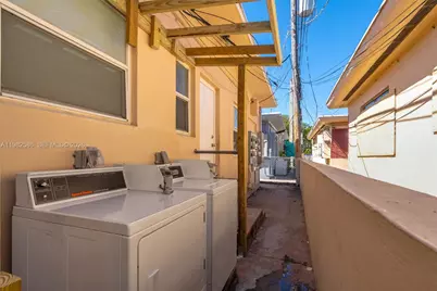 835 83rd St, Miami Beach, FL 33141 - Photo 36