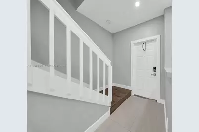 358 SW 122nd Ave, Pembroke Pines, FL 33025 - Photo 12