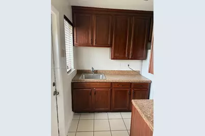 1015 NE 112th St, Biscayne Park, FL 33161 - Photo 22