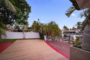 8651 NE 10th Ct, Miami, FL 33138 - Photo 26