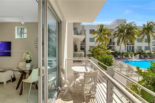 110 Washington Ave, Miami Beach, FL 33139 - Photo 1