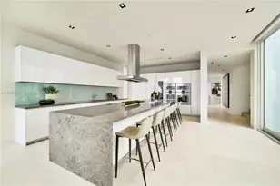 1011 W 48th St, Miami Beach, FL 33140 - Photo 10
