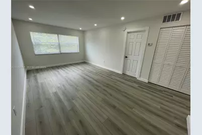 365 NE 125th St #409, North Miami, FL 33161 - Photo 6