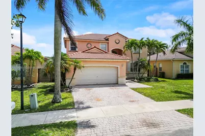 2022 SE 18th St, Homestead, FL 33035 - Photo 2