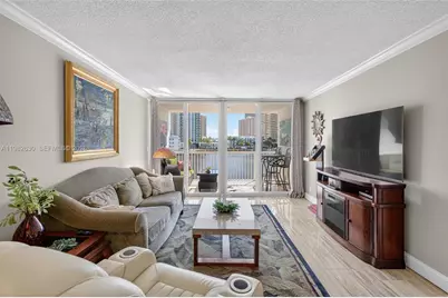 121 Golden Isles Dr #205, Hallandale Beach, FL 33009 - Photo 2
