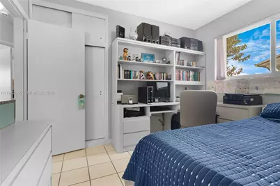 4660 W 9th Ave, Hialeah, FL 33012 - Photo 18