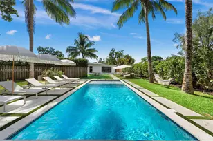 995 NE 107th St, Miami, FL 33161 - Photo 8