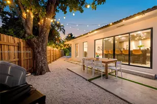 995 NE 107th St, Miami, FL 33161 - Photo 68