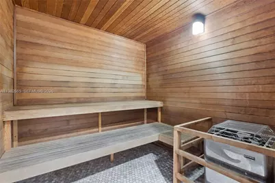 10 SW South River Dr #1512, Miami, FL 33130 - Photo 32