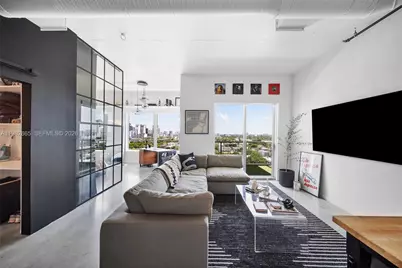 10 SW South River Dr #1512, Miami, FL 33130 - Photo 2