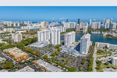 18071 Biscayne Blvd #402, Aventura, FL 33160 - Photo 70