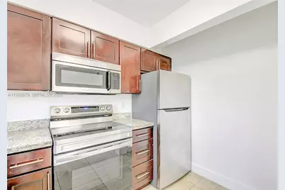 407 SE 9th Court #3, Hallandale Beach, FL 33009 - Photo 8