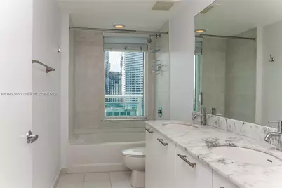 950 Brickell Bay Dr #2001, Miami, FL 33131 - Photo 18