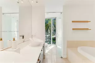 2950 NE 188th St, Aventura, FL 33180 - Photo 16