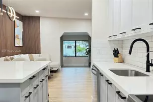 13900 NE 16th Ct, North Miami, FL 33181 - Photo 8