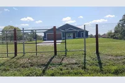 225 S Fronda St #0, Clewiston, FL 33440 - Photo 2