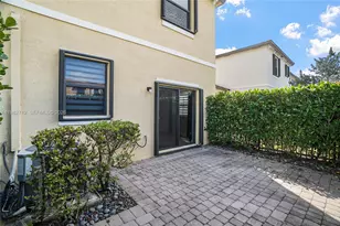 4665 Caspian Way, Davie, FL 33314 - Photo 28
