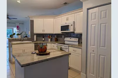 4153 Sapphire Ter, Weston, FL 33331 - Photo 2