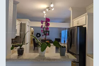 4153 Sapphire Ter, Weston, FL 33331 - Photo 4