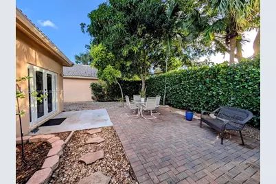 4153 Sapphire Ter, Weston, FL 33331 - Photo 8