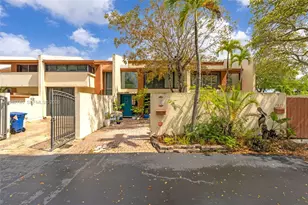 7825 SW 103rd Pl, Miami, FL 33173 - Photo 1