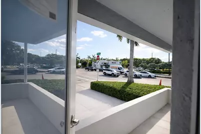 5305 Biscayne Blvd #101, Miami, FL 33137 - Photo 6