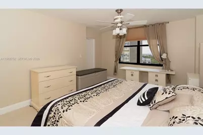 2333 Brickell Ave #1710, Miami, FL 33129 - Photo 28