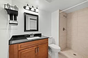 7944 Eastlake Dr, Boca Raton, FL 33433 - Photo 22