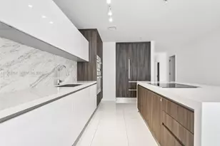 851 NE 1st Ave, Miami, FL 33132 - Photo 16