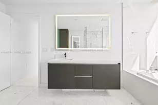 851 NE 1st Ave, Miami, FL 33132 - Photo 32