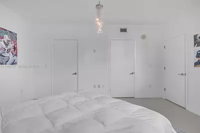 350 S Miami Ave #2412, Miami, FL 33130 - Photo 14